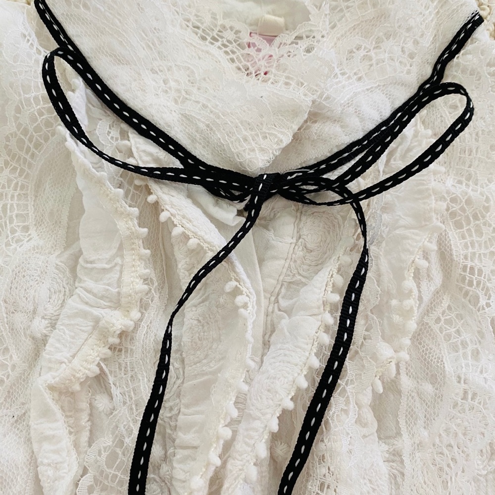 Lace shirt